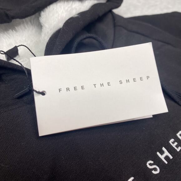 Free The Sheep Size M Sky Luxe Hoodie in Obsidian - Picture 4 of 6